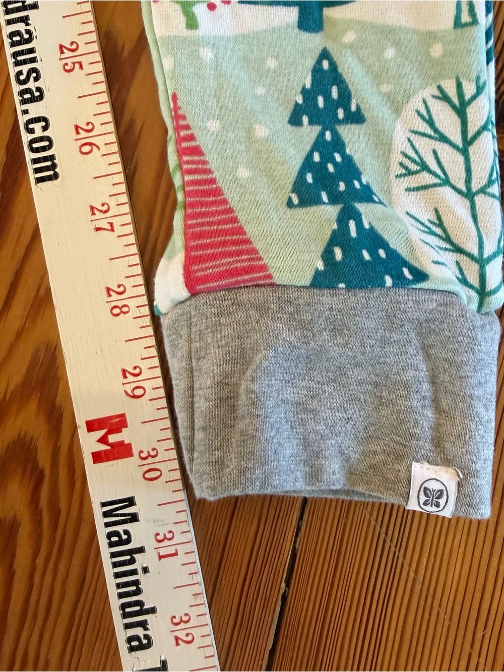 Honest Company Organic Cotton Women’s Medium Pajama Set Christmas Feeling Pine - Picture 10 of 11
